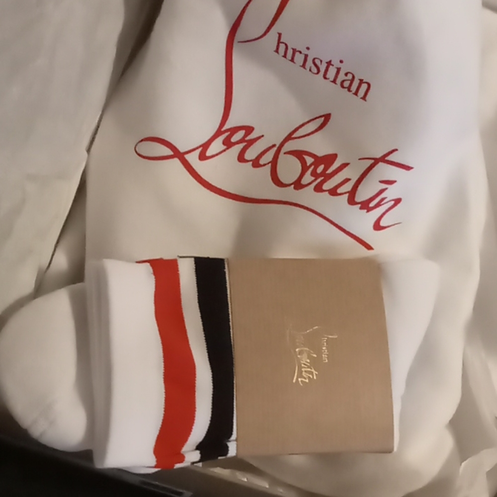 Shoes - Picture 3 of 6